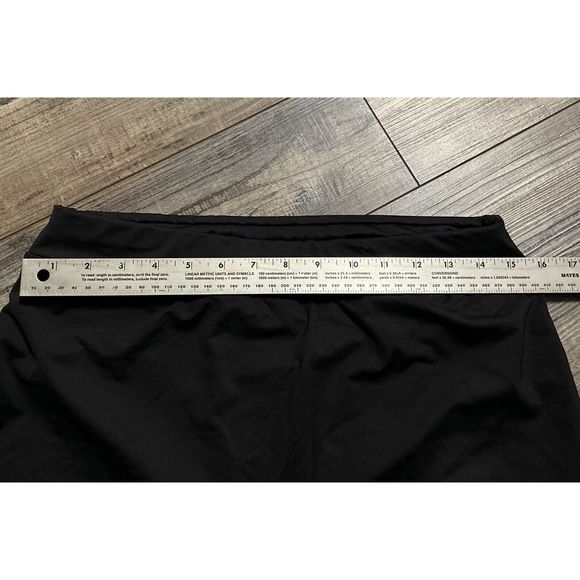 NWOT Lands End Woman’s Swim Skirt Bottom Mini Size 10 Black - Picture 4 of 6